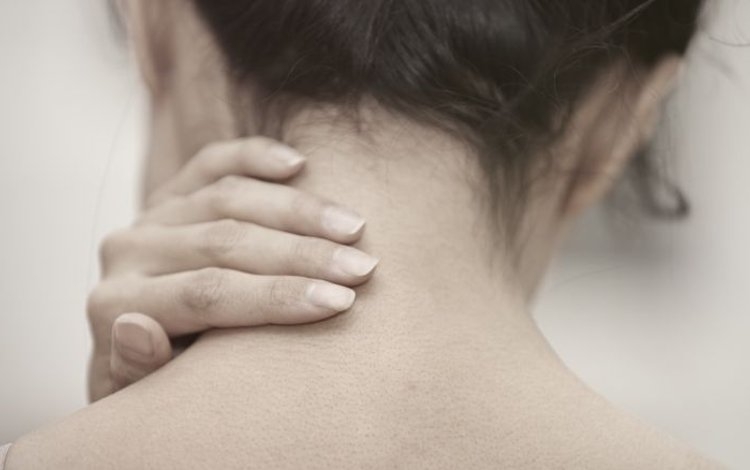 Fibromialgia: non è tutto nella vostra testa, ma potrebbe essere nel vostro collo