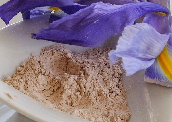 Talco all'argilla rosa homemade